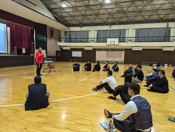 LINE_ALBUM_兵庫県私学体育教員研究会_241204_58.jpg